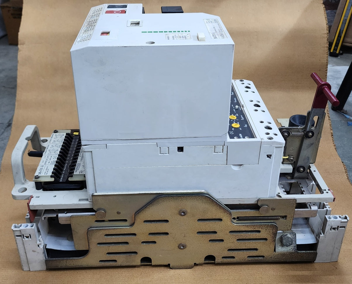 MOELLER R-NZM 10 3-POLE CIRCUIT BREAKER TRIP 400A ZMV-400-NZM 10