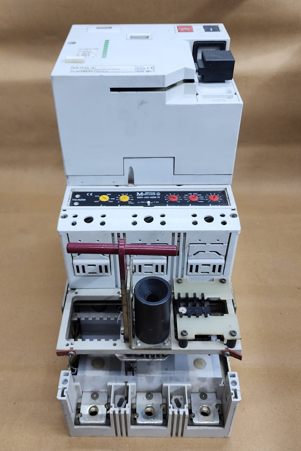 MOELLER R-NZM 10 3-POLE CIRCUIT BREAKER TRIP 400A ZMV-400-NZM 10