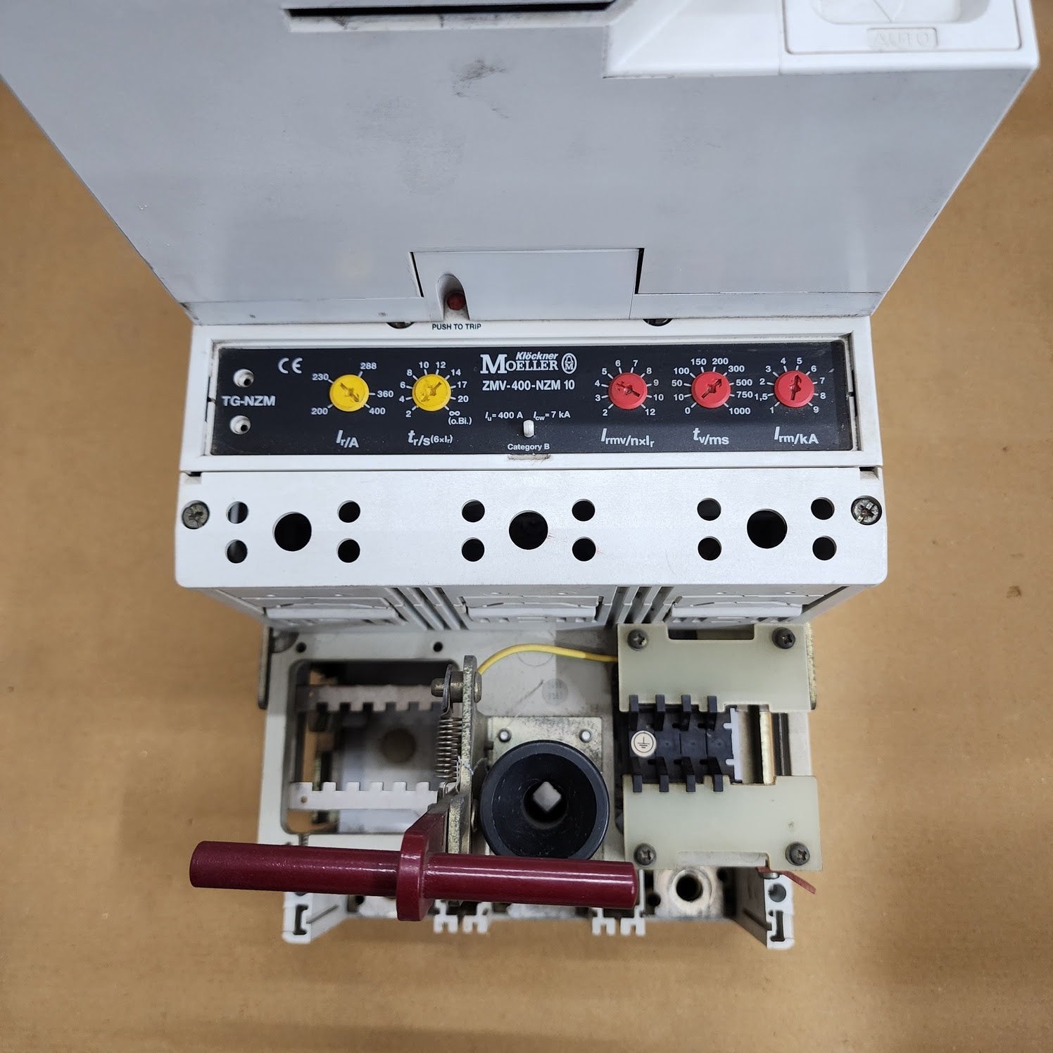 MOELLER R-NZM 10 3-POLE CIRCUIT BREAKER TRIP 400A ZMV-400-NZM 10