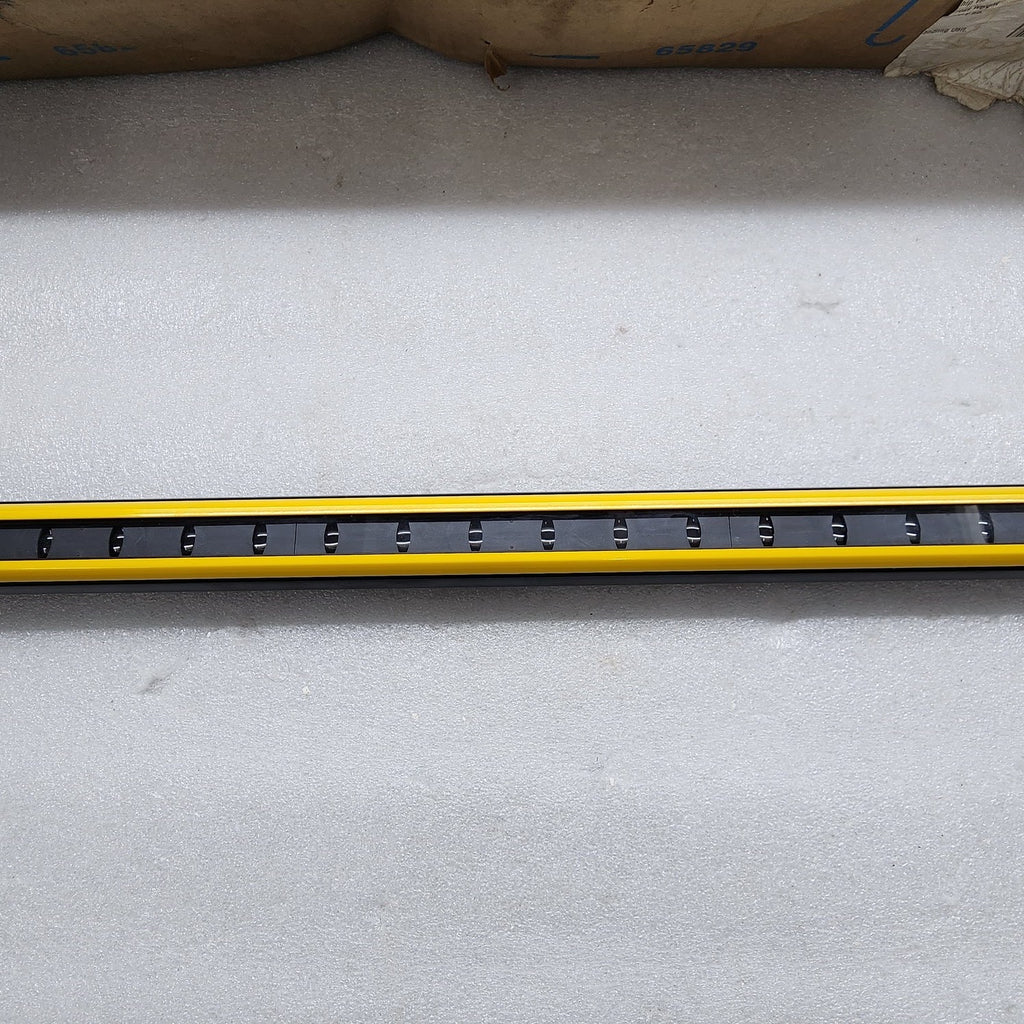 SICK C4C-EA090 30A10000 CORE LIGHT CURTAIN RECEIVER 1211516