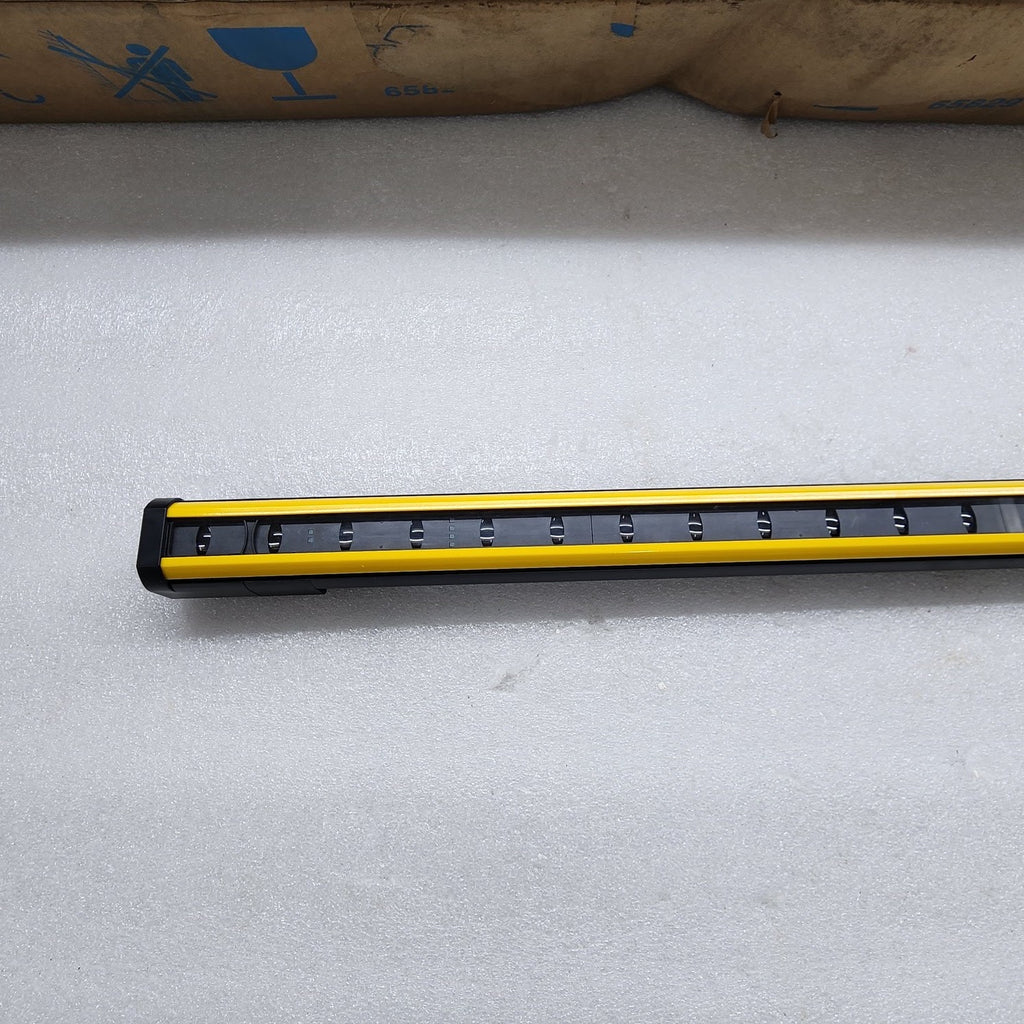 SICK C4C-EA090 30A10000 CORE LIGHT CURTAIN RECEIVER 1211516