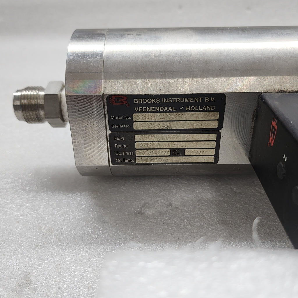 BROOKS MFC 5853 MASS FLOW CONTROLLER