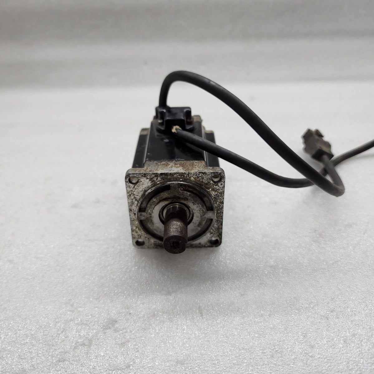 FUJI ELECTRIC GYB401D5-RC2 AC SERVO MOTOR