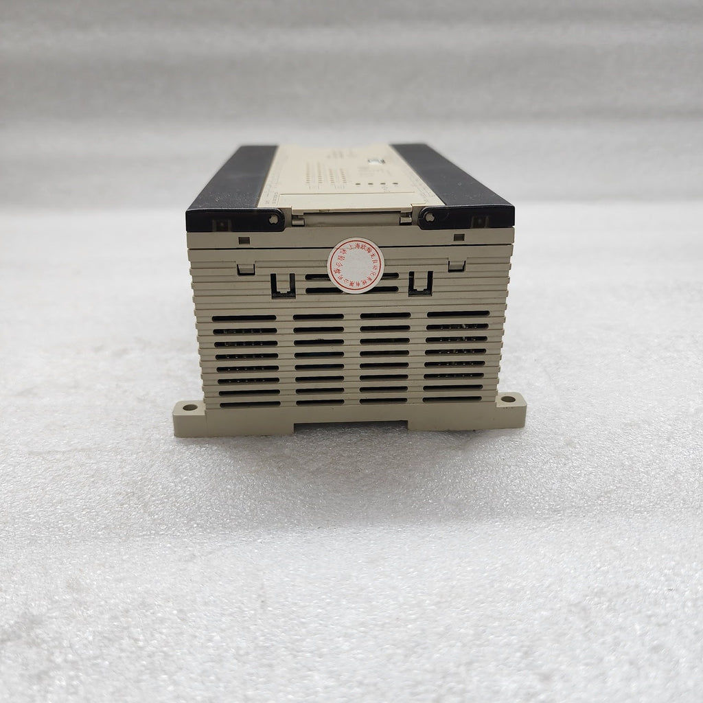 OMRON CPM1A-40CDR-A-V1 PROGRAMMABLE CONTROLLER 100-240VAC