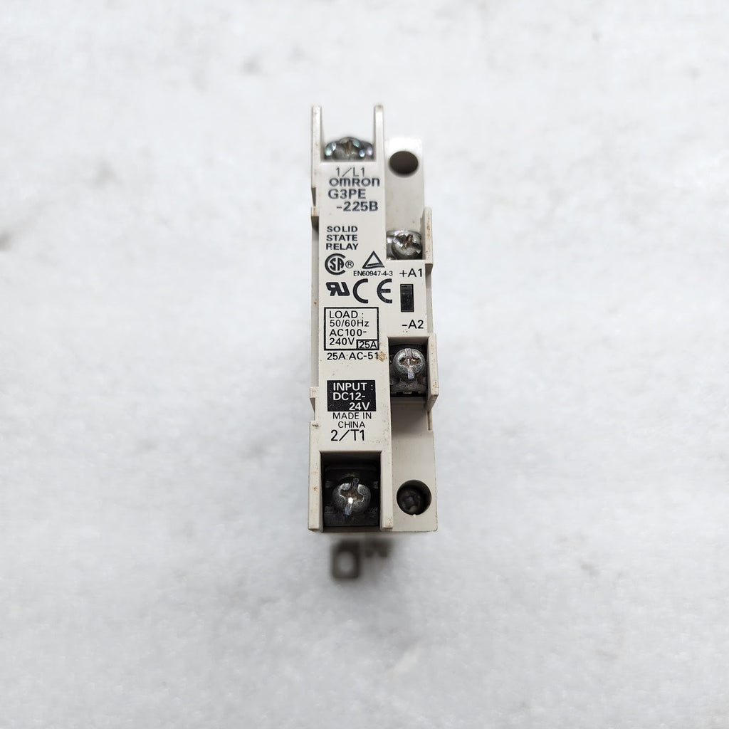 OMRON G3PE-225B SOLID STATE RELAY LOT OF 4 UNIT