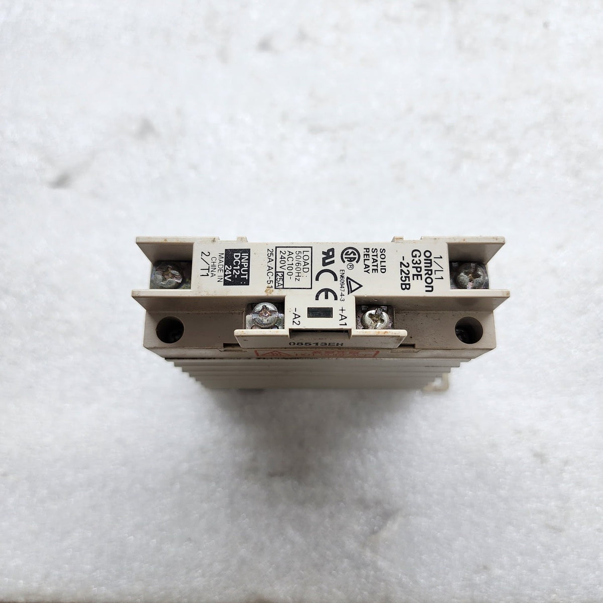 OMRON G3PE-225B SOLID STATE RELAY LOT OF 4 UNIT