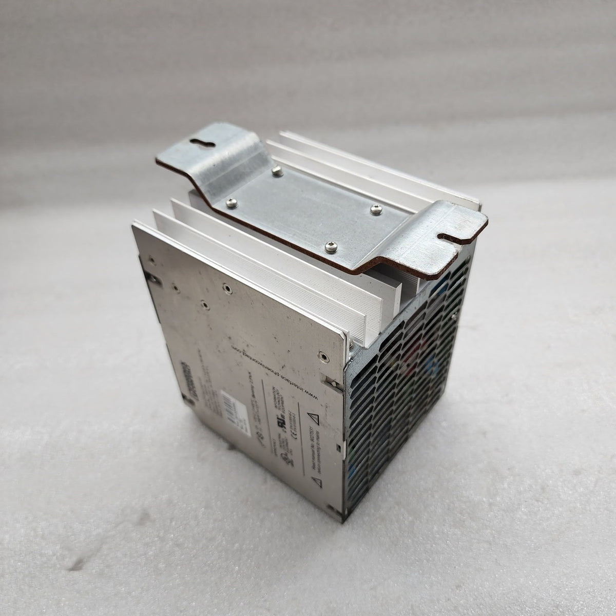 PHOENIX CONTACT TRIO-PS/3AC/24DC/20 POWER SUPPLY UNIT 2866394