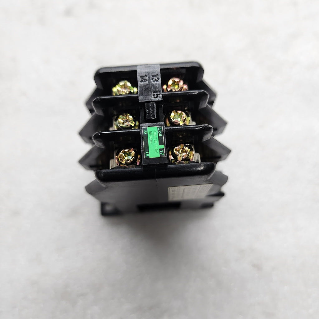 FUJI ELECTRIC SRC50-2U/X (4a2b) AUXILIARY RELAY COIL VOLTAGE 100-110V