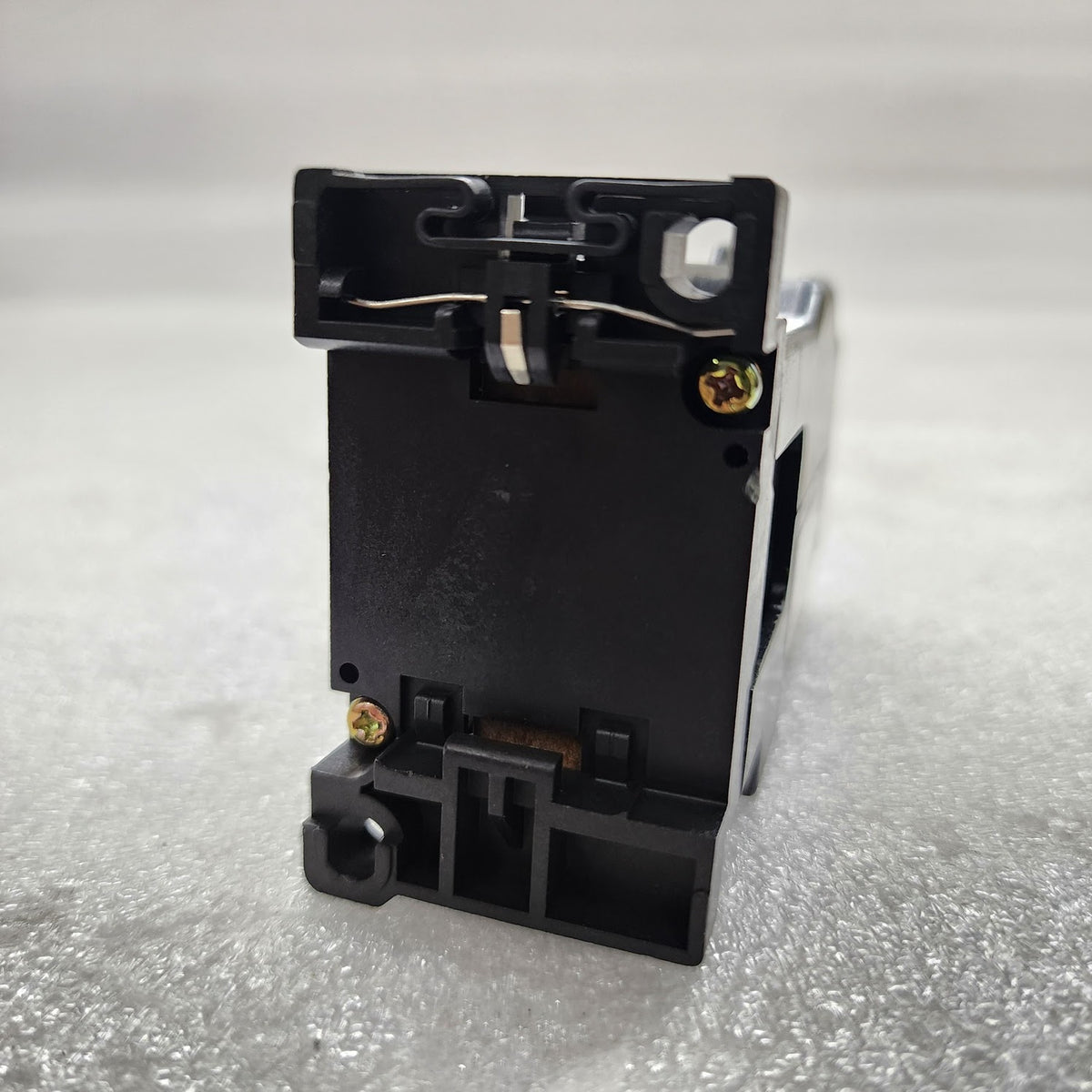 FUJI ELECTRIC SRC50-2U/X (4a2b) AUXILIARY RELAY COIL VOLTAGE 100-110V