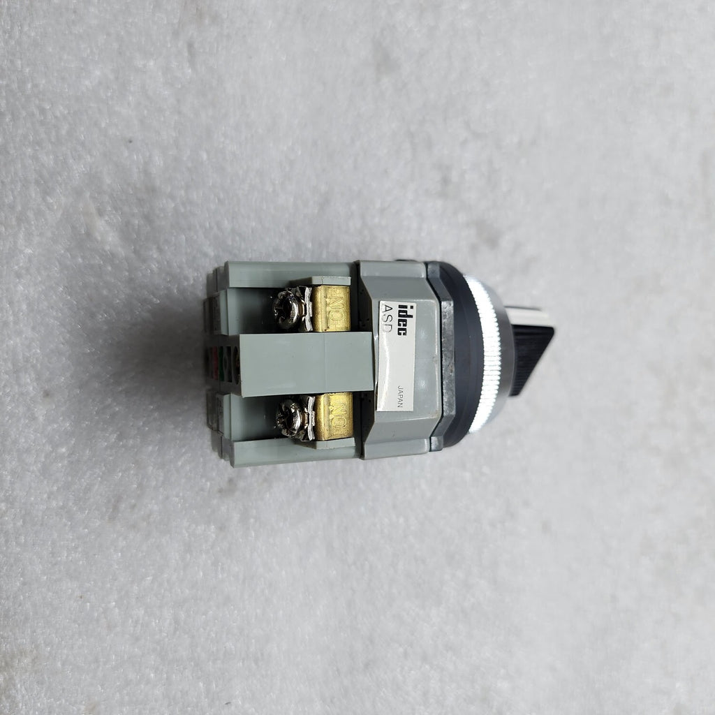 IDEC ASD211N SELECTOR SWITCH CONTROL UNIT