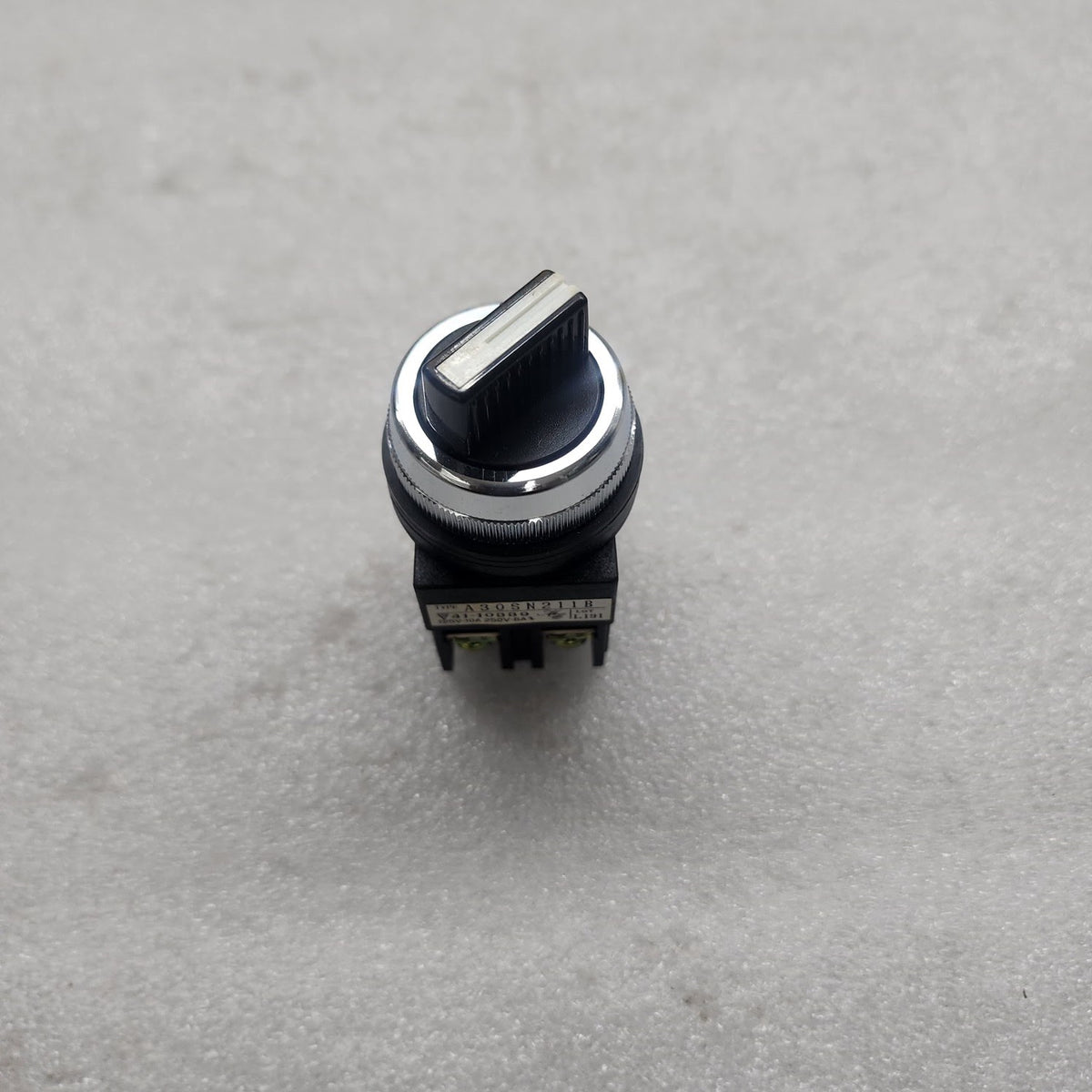 MARUYASU DENGYO A30SN211B SELECTOR SWITCH CONTROL UNIT