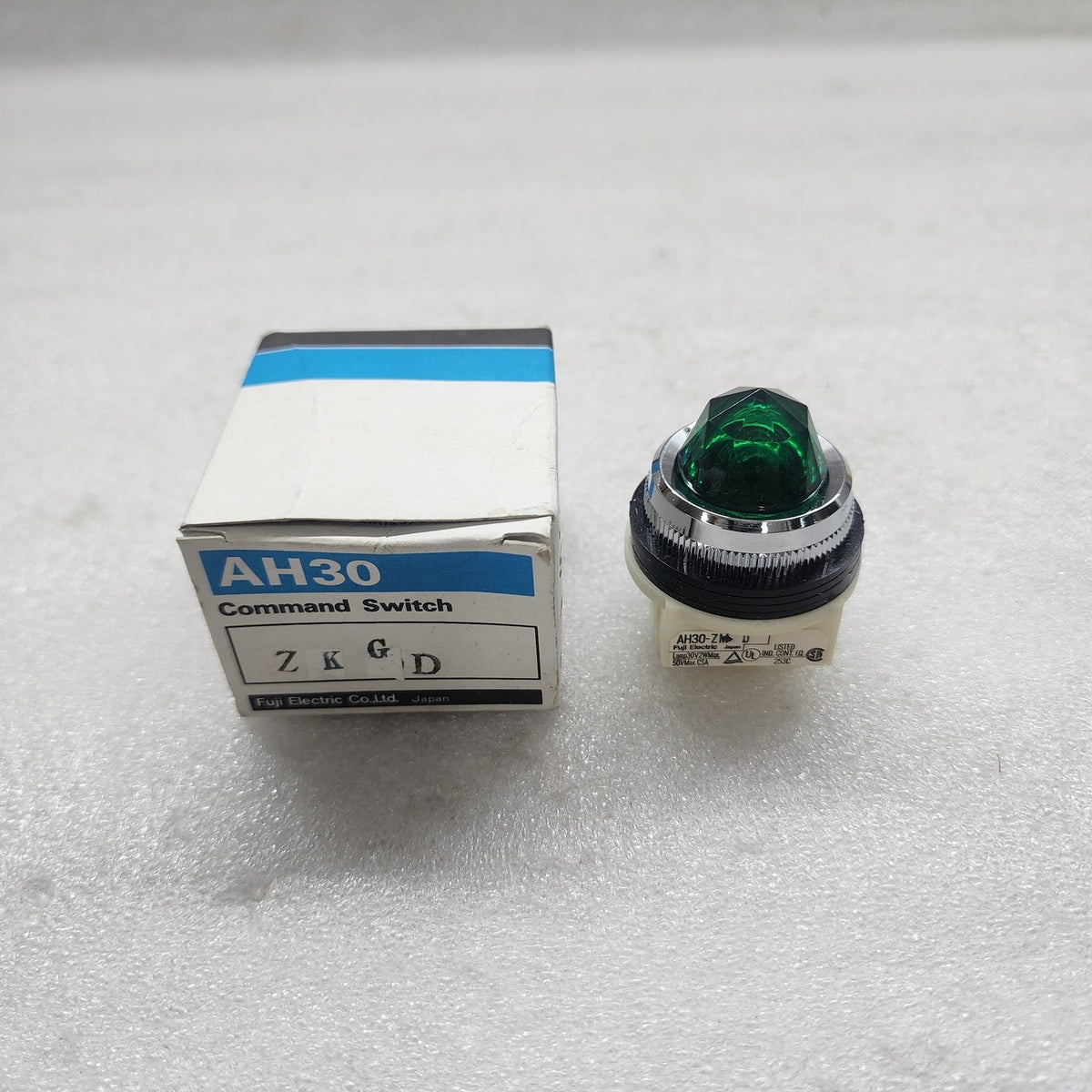 FUJI ELECTRIC AH30-ZM D GREEN PILOT LIGHT 30V 2W