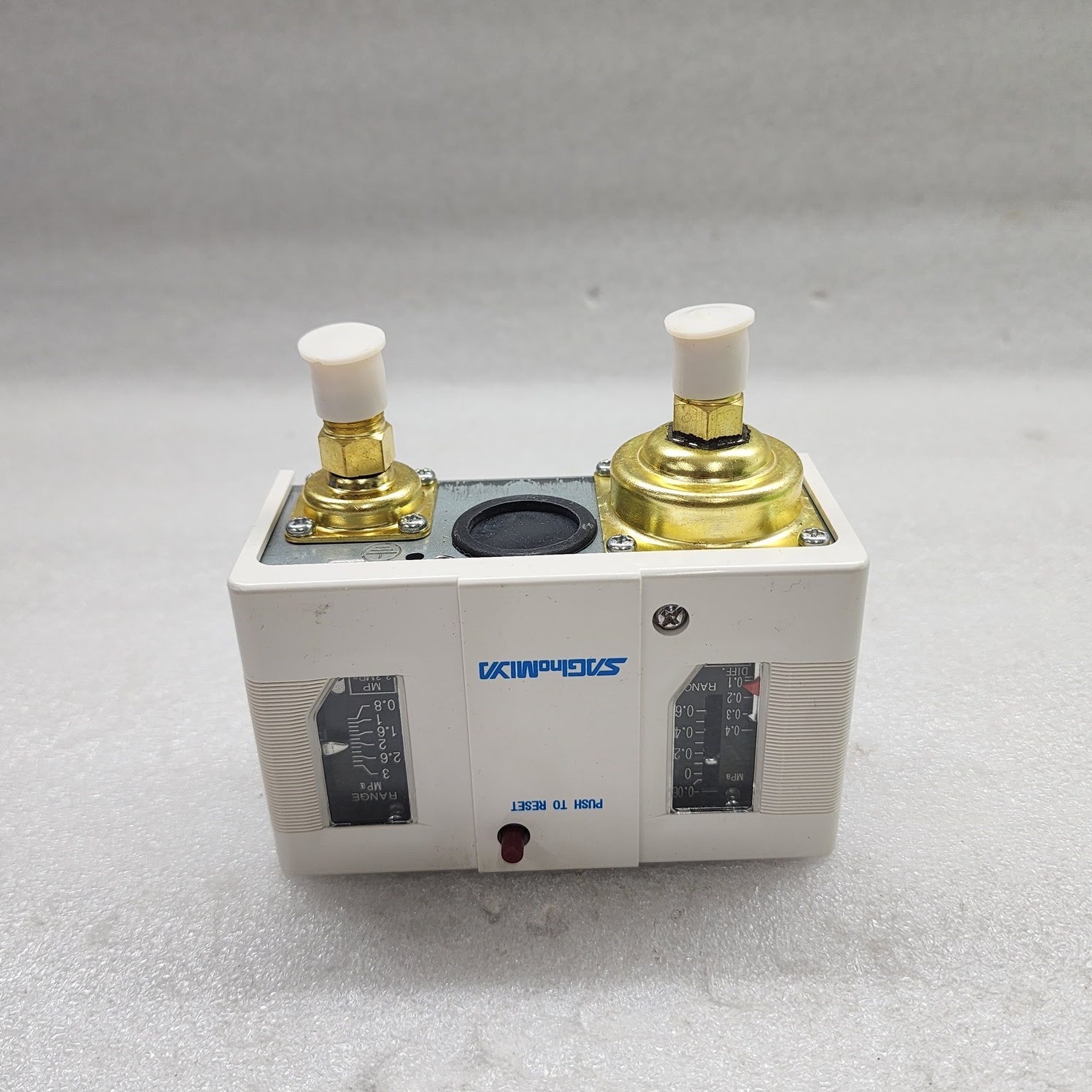 SAGINOMIYA DNS-D606MQ PRESSURE CONTROL SWITCH