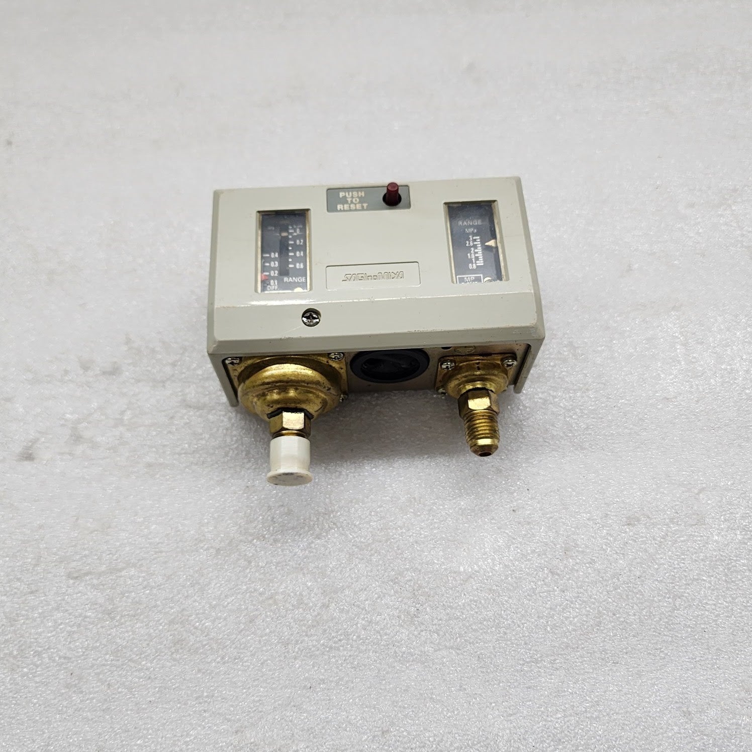 SAGINOMIYA DNS-D606M PRESSURE CONTROLS 004288