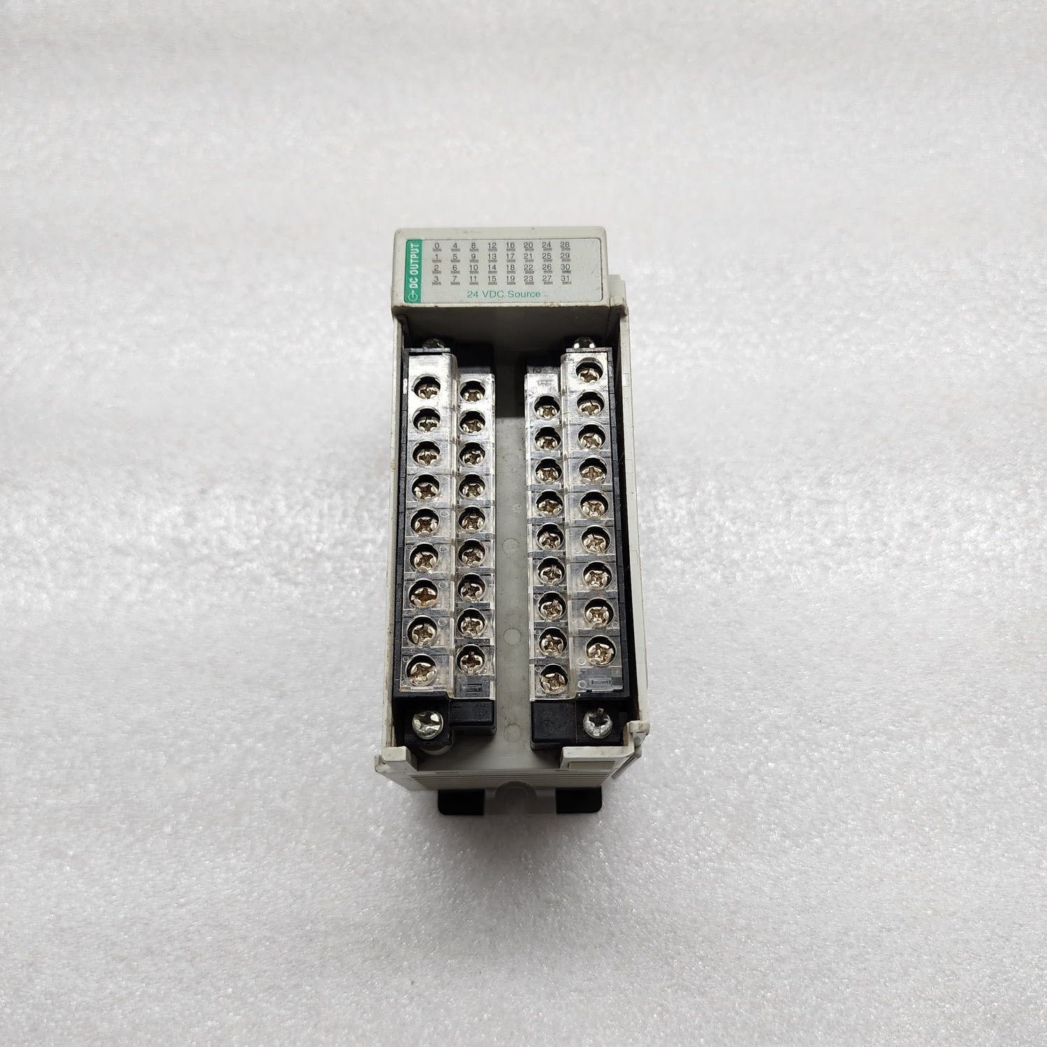 ALLEN BRADLEY CAT 1769-OB32 32-PT COMPACT I/O