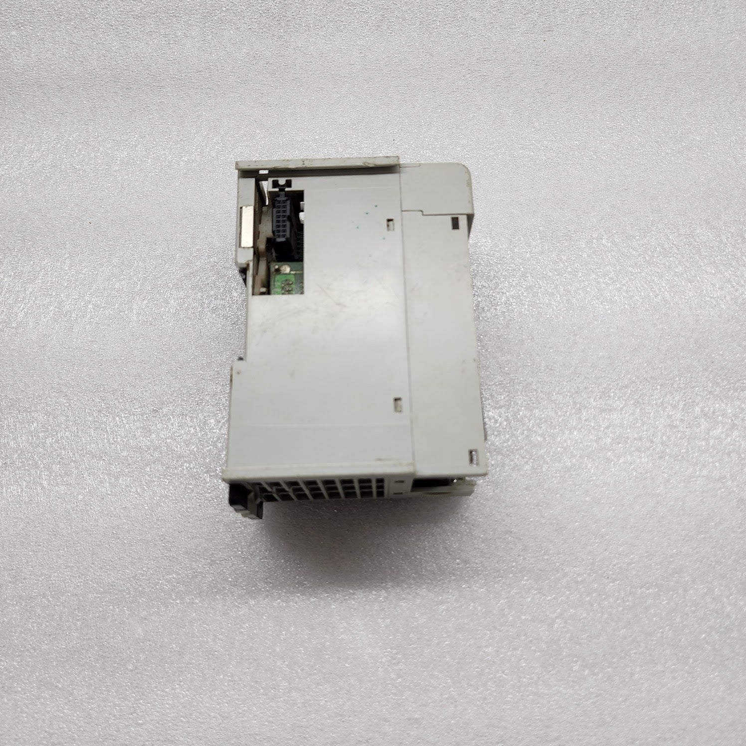 ALLEN BRADLEY CAT 1769-OB32 32-PT COMPACT I/O