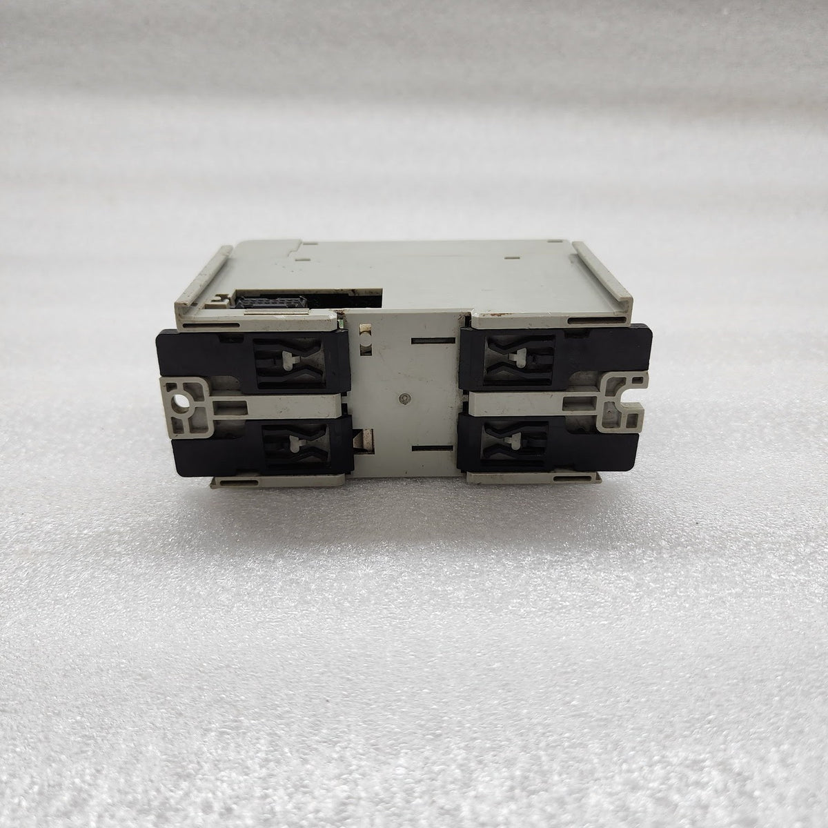 ALLEN BRADLEY CAT 1769-OB32 32-PT COMPACT I/O