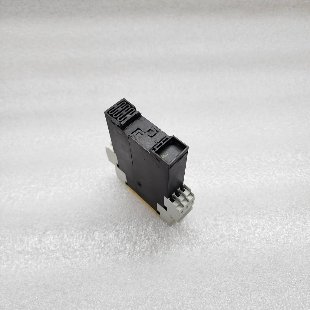 SIEMENS 3TK2830-2CB30 SAFETY RELAY