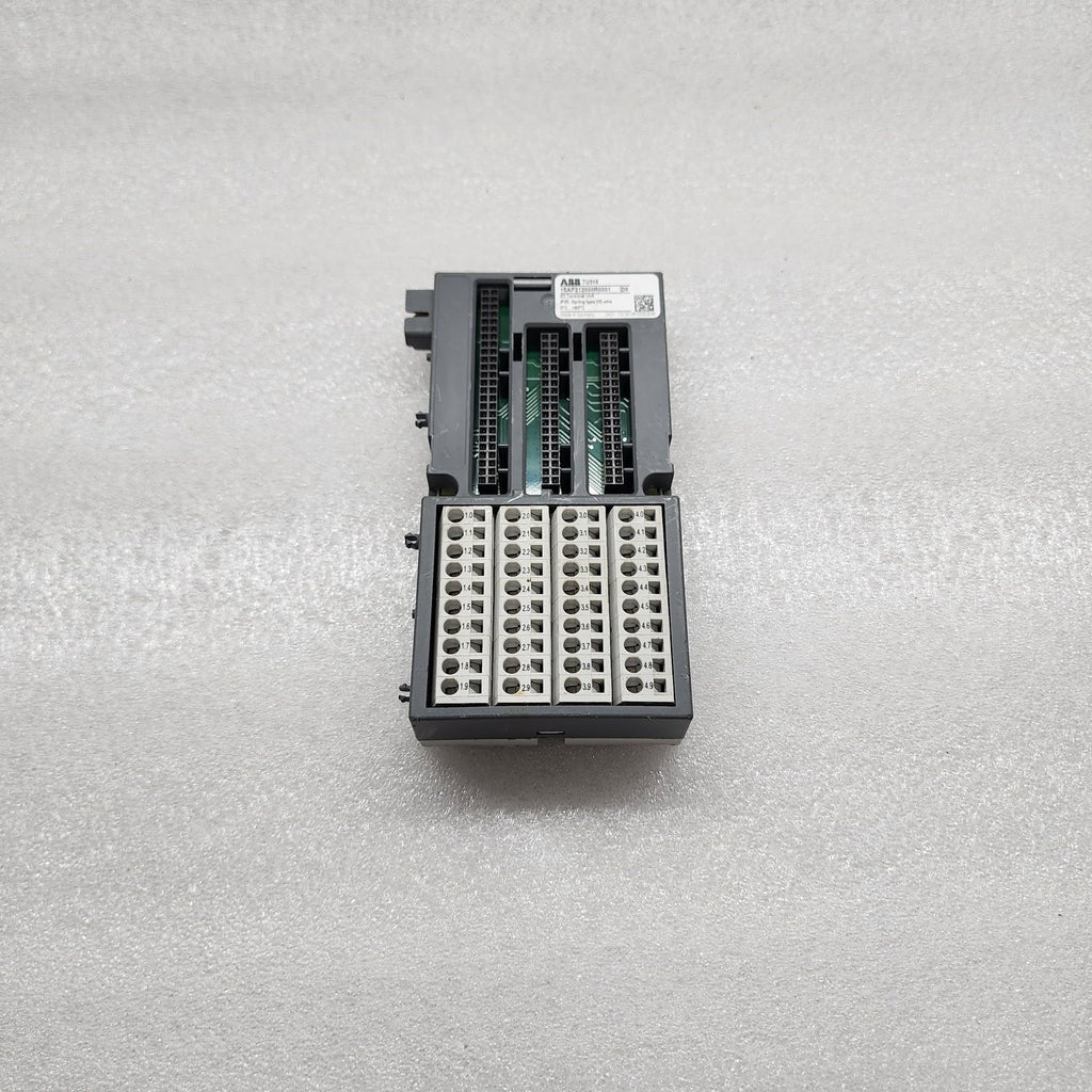 ABB TU516 I/O TERMINAL UNIT 1SAP212000R0001