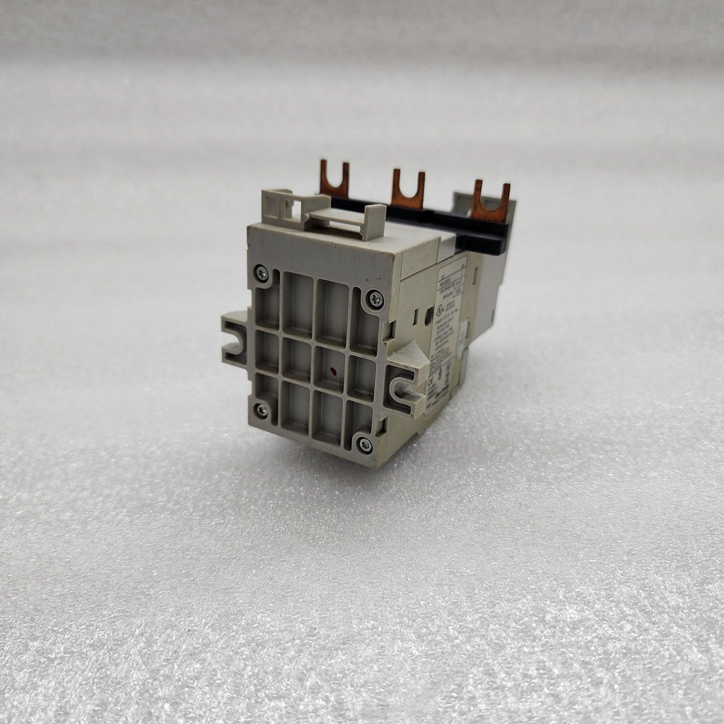 ALLEN BRADLEY CAT 592-EEEC THERMAL OVERLOAD RELAY 5.4-27A
