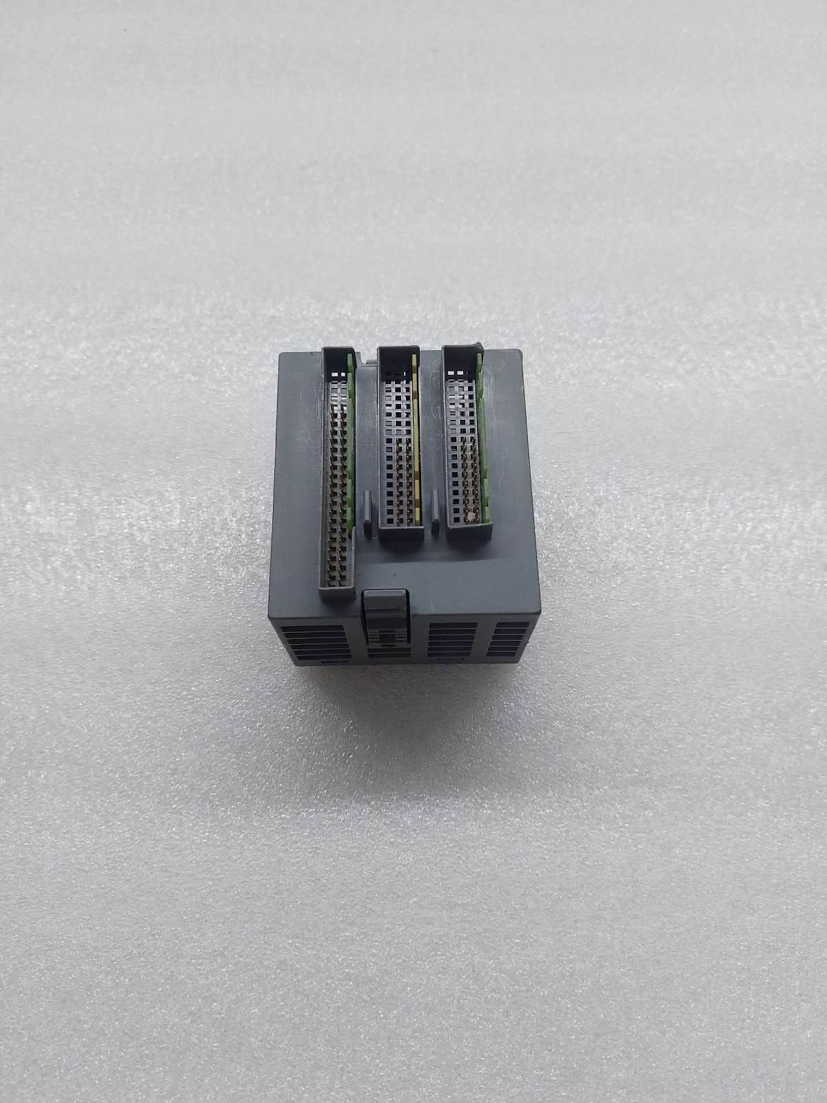 ABB DA501-XC DIGITAL/ANALOG IN/OUT MODULE 1SAP450700R0001
