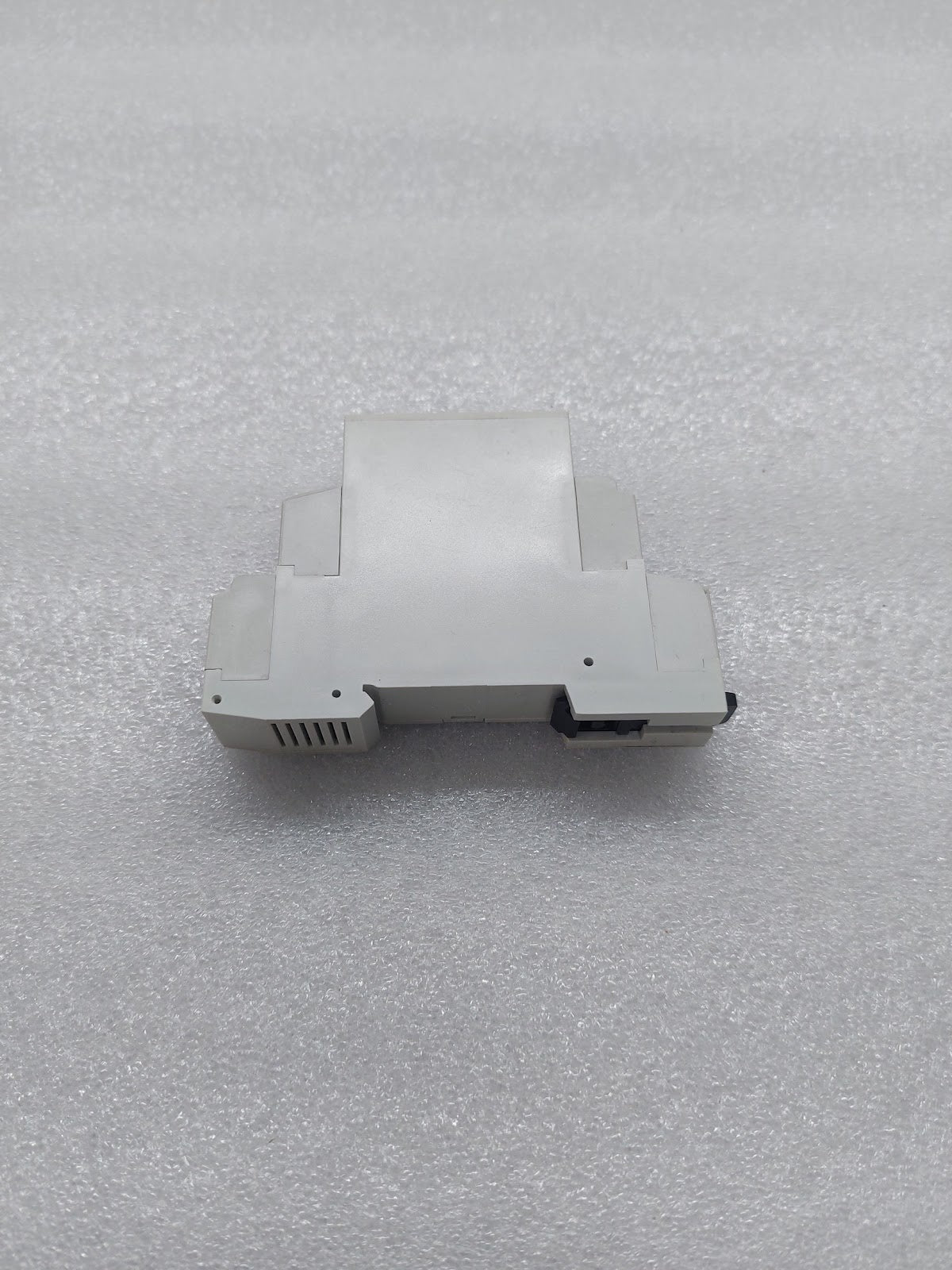 CROUZET MUR3 CHRONOS 2 RELAY TIMER 88827103 12-240V AC/DC