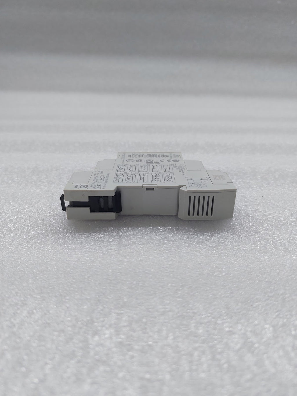 CROUZET MUR3 CHRONOS 2 RELAY TIMER 88827103 12-240V AC/DC