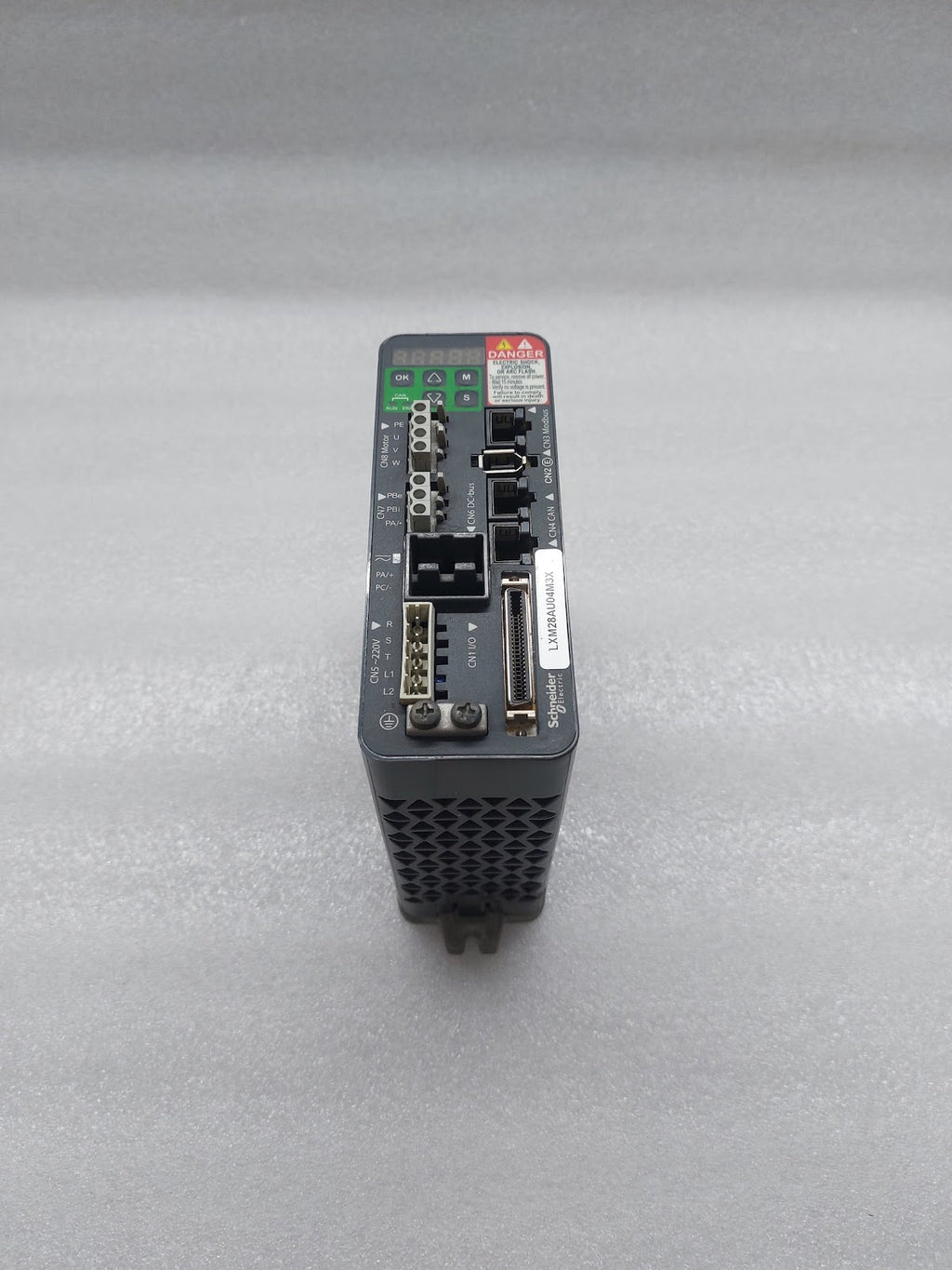 LXM28AU04M3X MOTION SERVO DRIVE LEXIUM 28