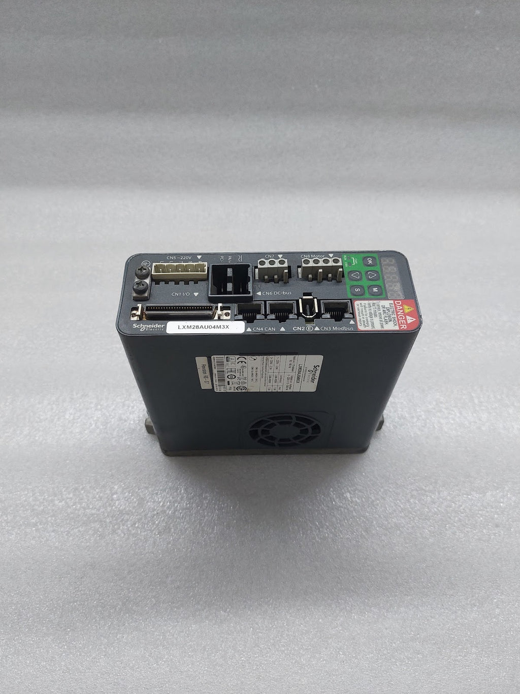 LXM28AU04M3X MOTION SERVO DRIVE LEXIUM 28