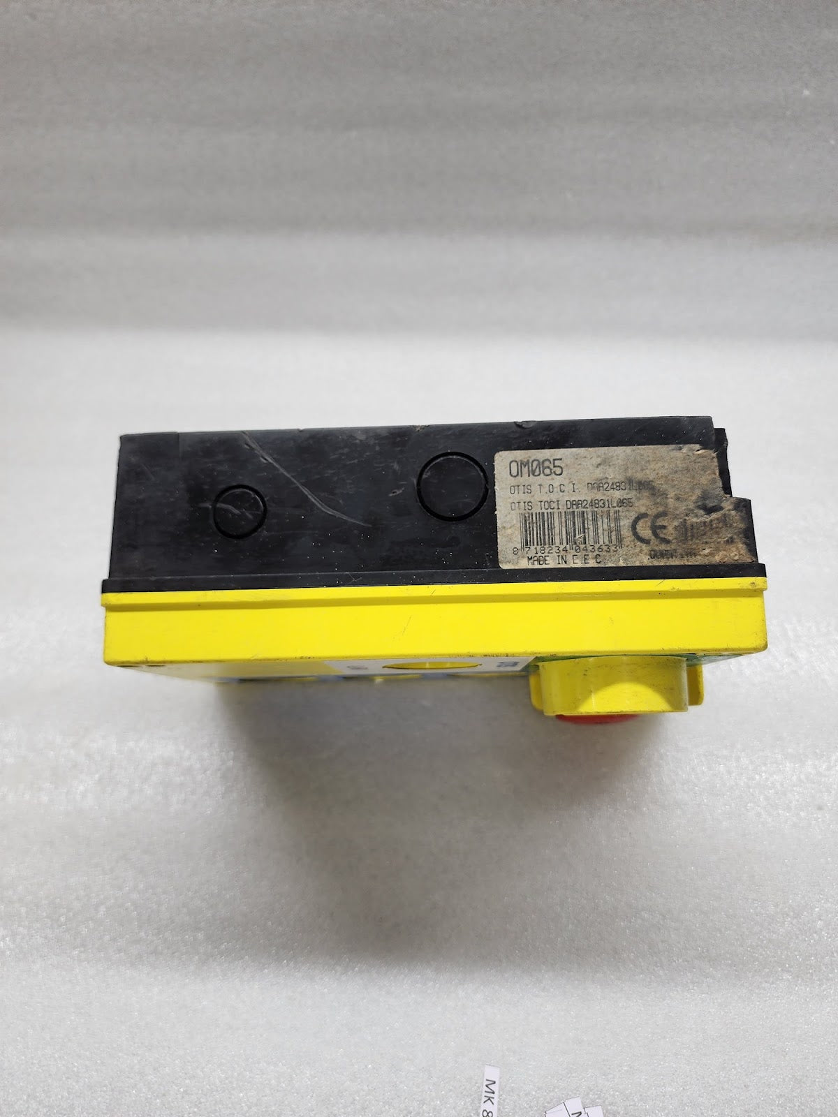 OTIS OM065 ELEVATOR PIT INSPECTION BOX DAA24831L065
