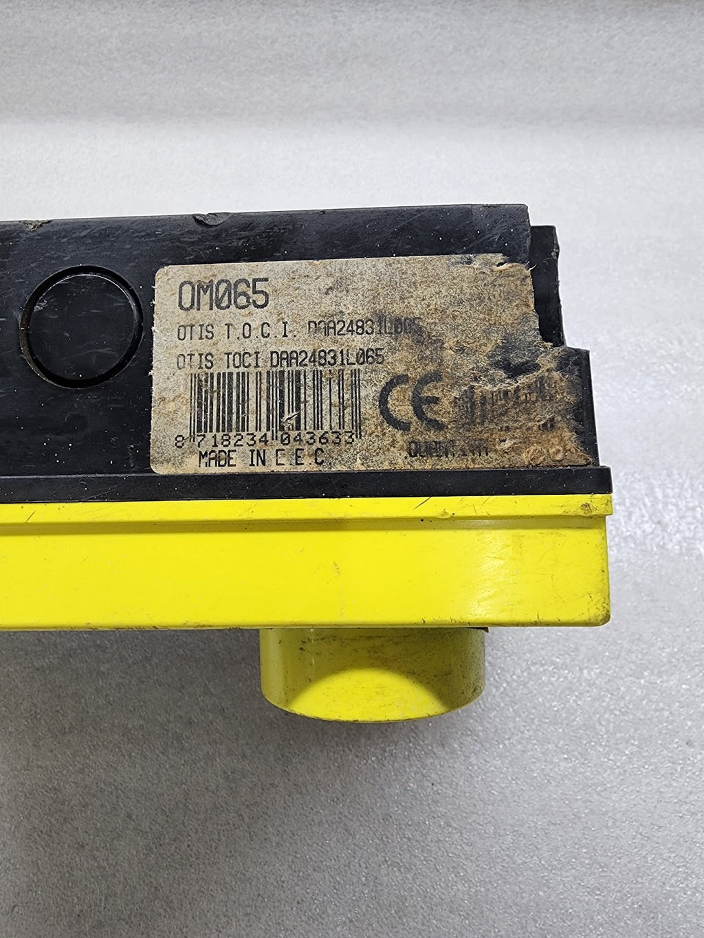 OTIS OM065 ELEVATOR PIT INSPECTION BOX DAA24831L065