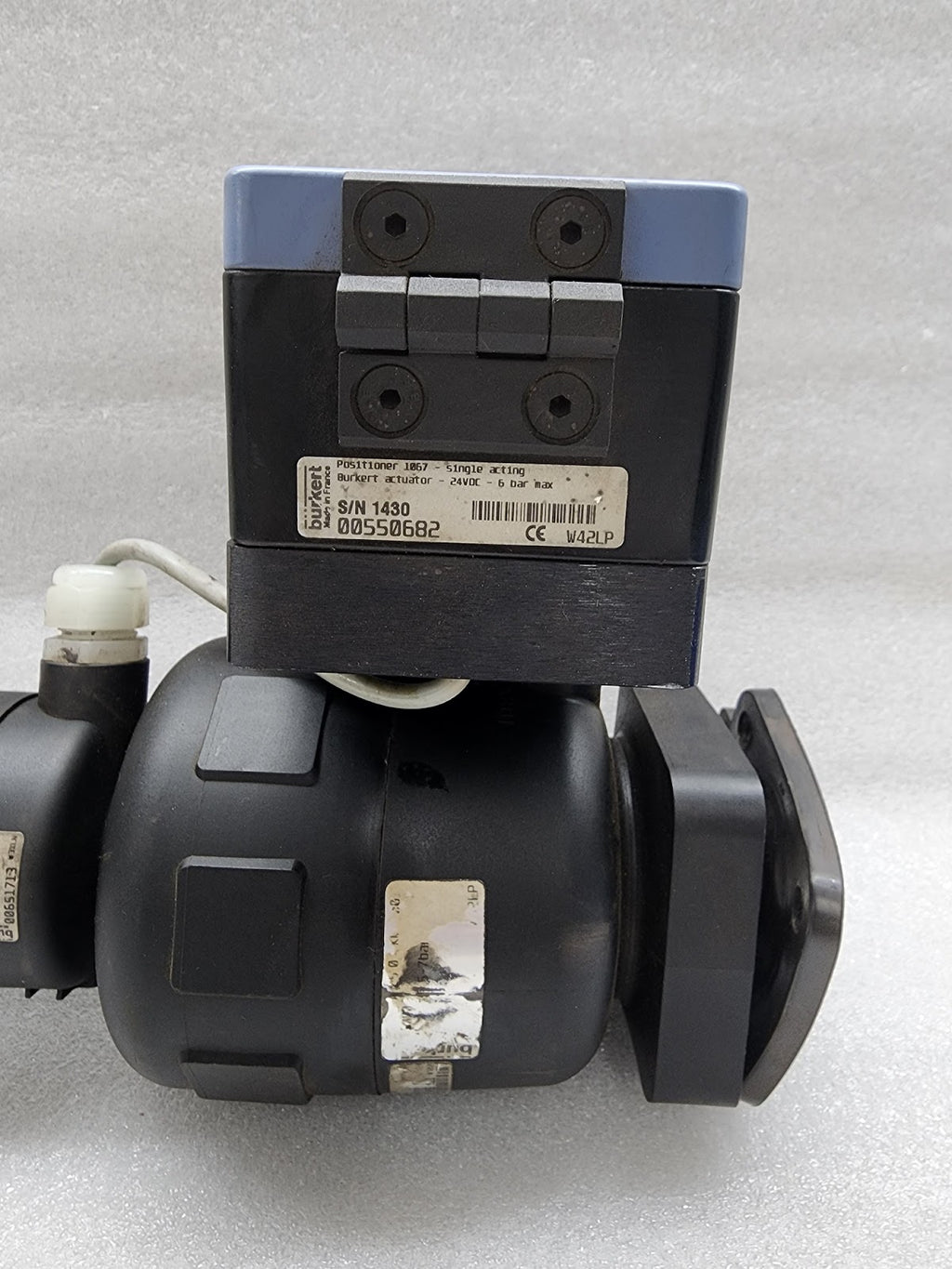 BURKERT SIDE CONTROL 1067 FLUID CONTROL SYSTEMS 00550682