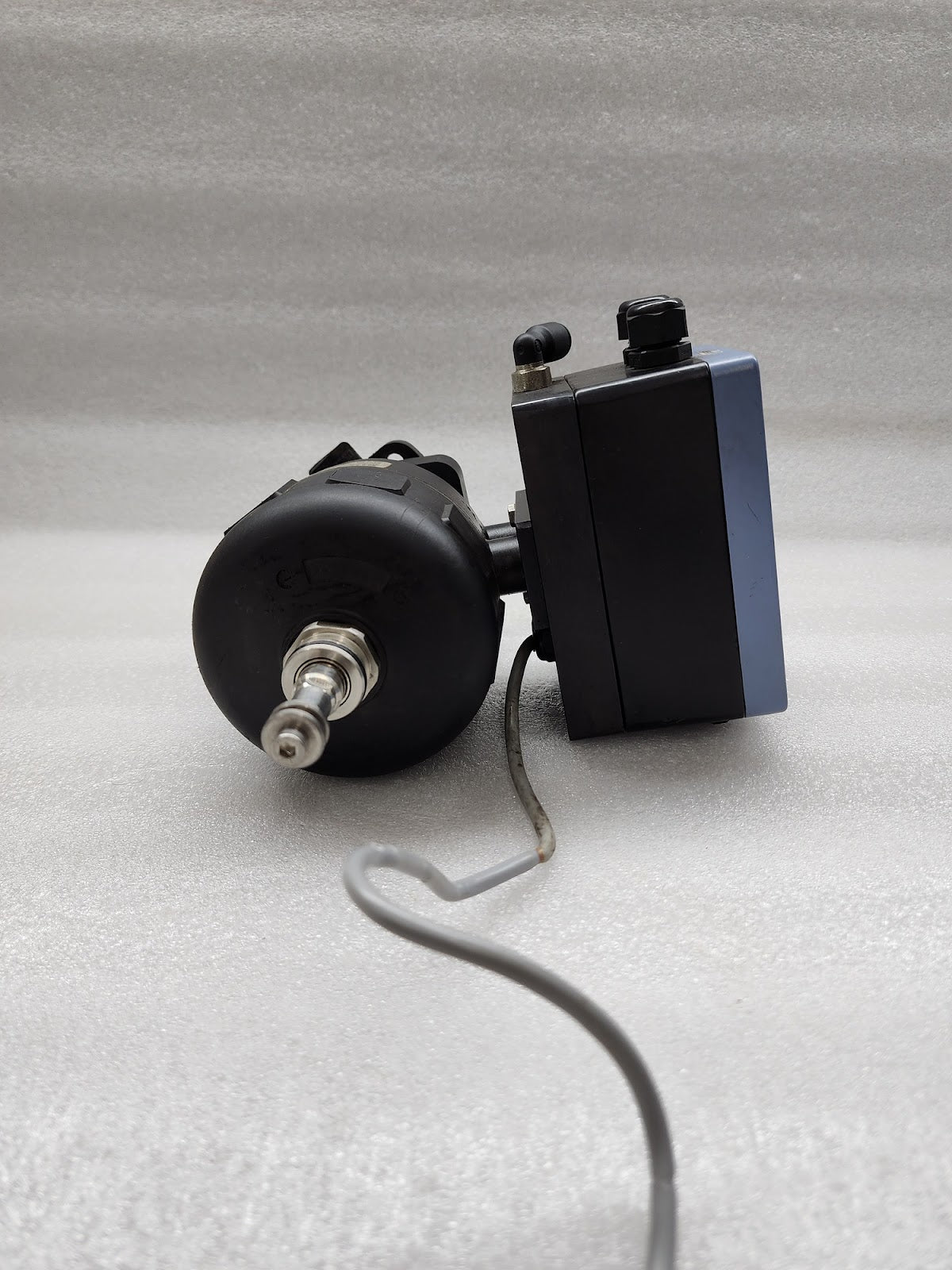 BURKERT 1067 FLUID CONTROL SYSTEMS 00550682