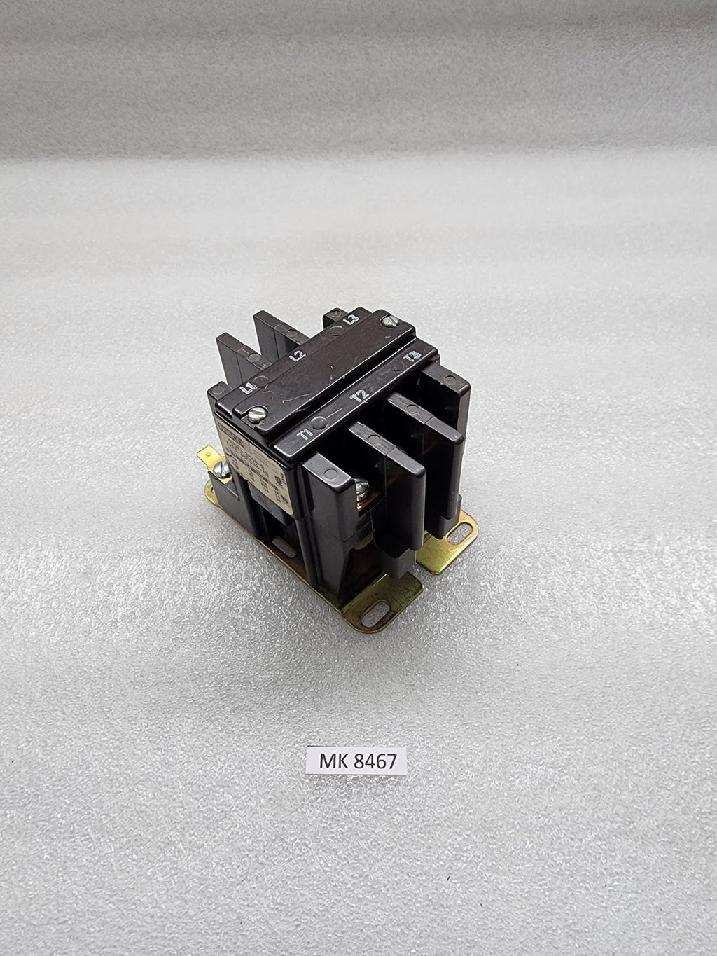 FASCO 3M40-B 3-POLE MAGNETIC CONTACTOR 30FO30-4B