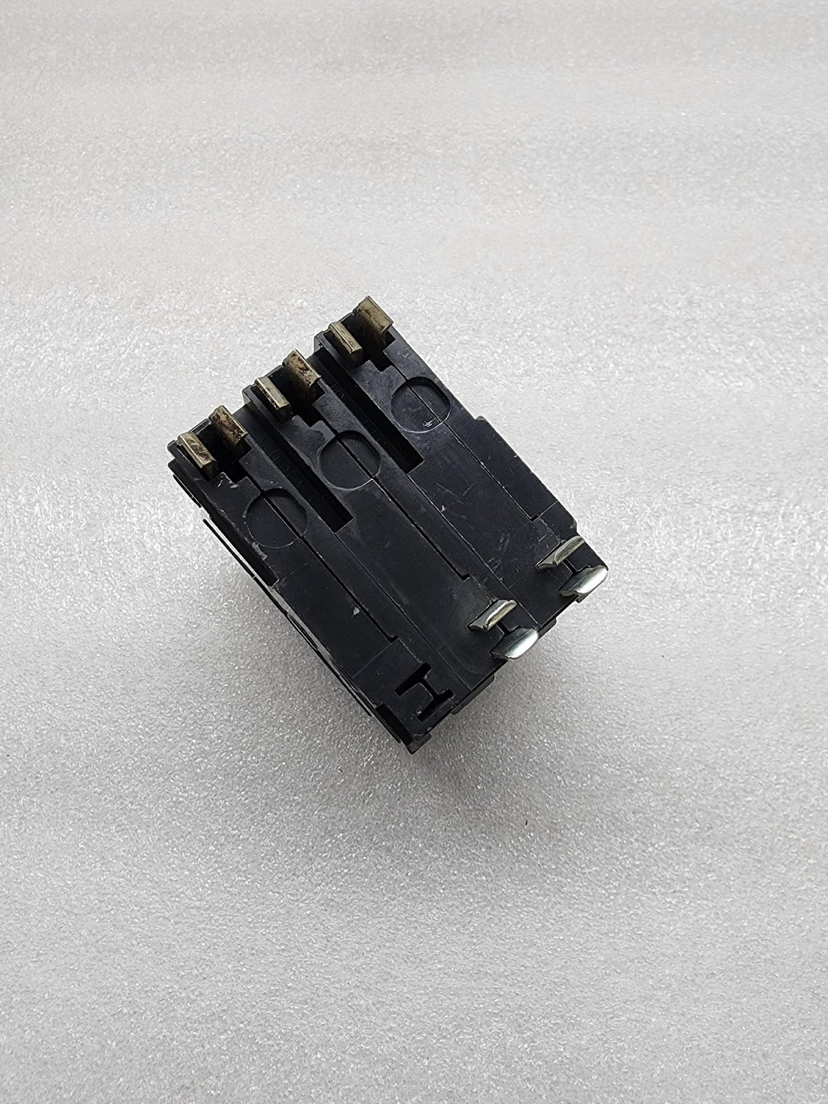 SQUARE D MJ-861 3-POLE CIRCUIT BREAKER 60A