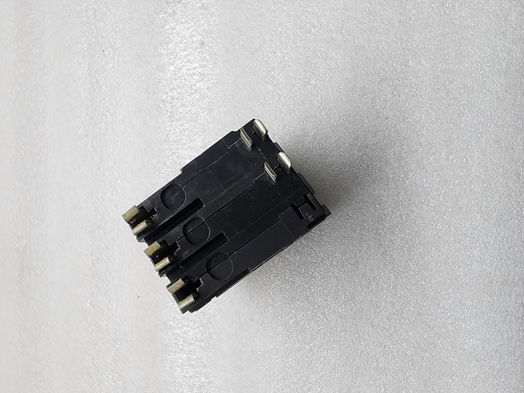 SQUARE D MG-5233 3-POLE CIRCUIT BREAKER 60A