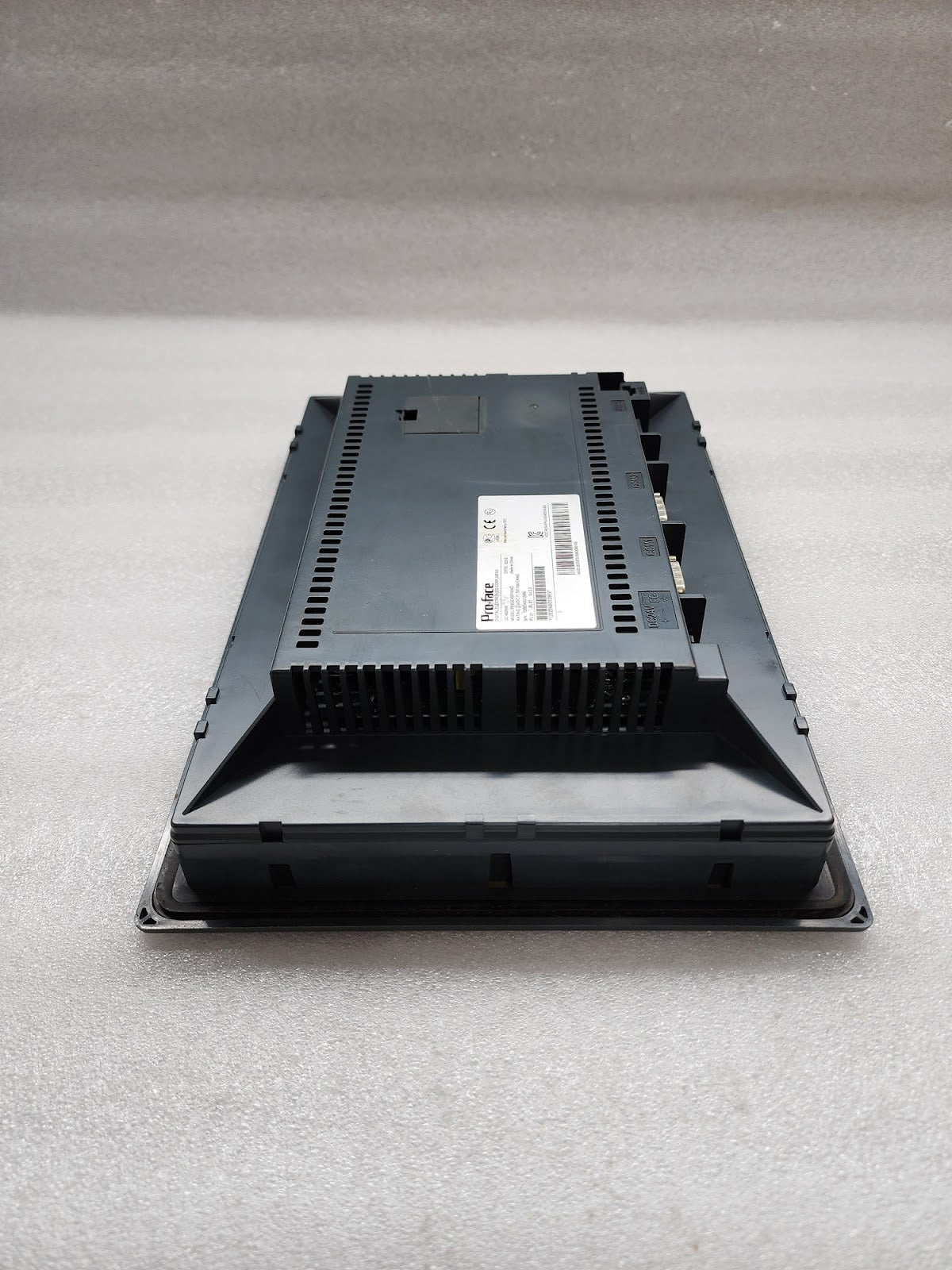 PROFACE PFXGE4501WAD HMI GC-4501W 24VDC