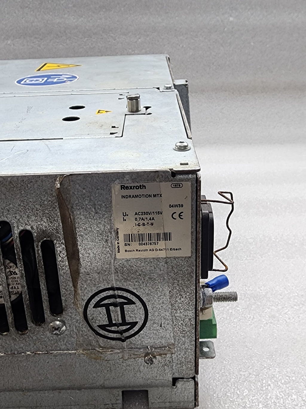 REXROTH IPC40.2G4A-512N-P8C-ND-NN-FW INDRAMOTION MTX R911305288-203