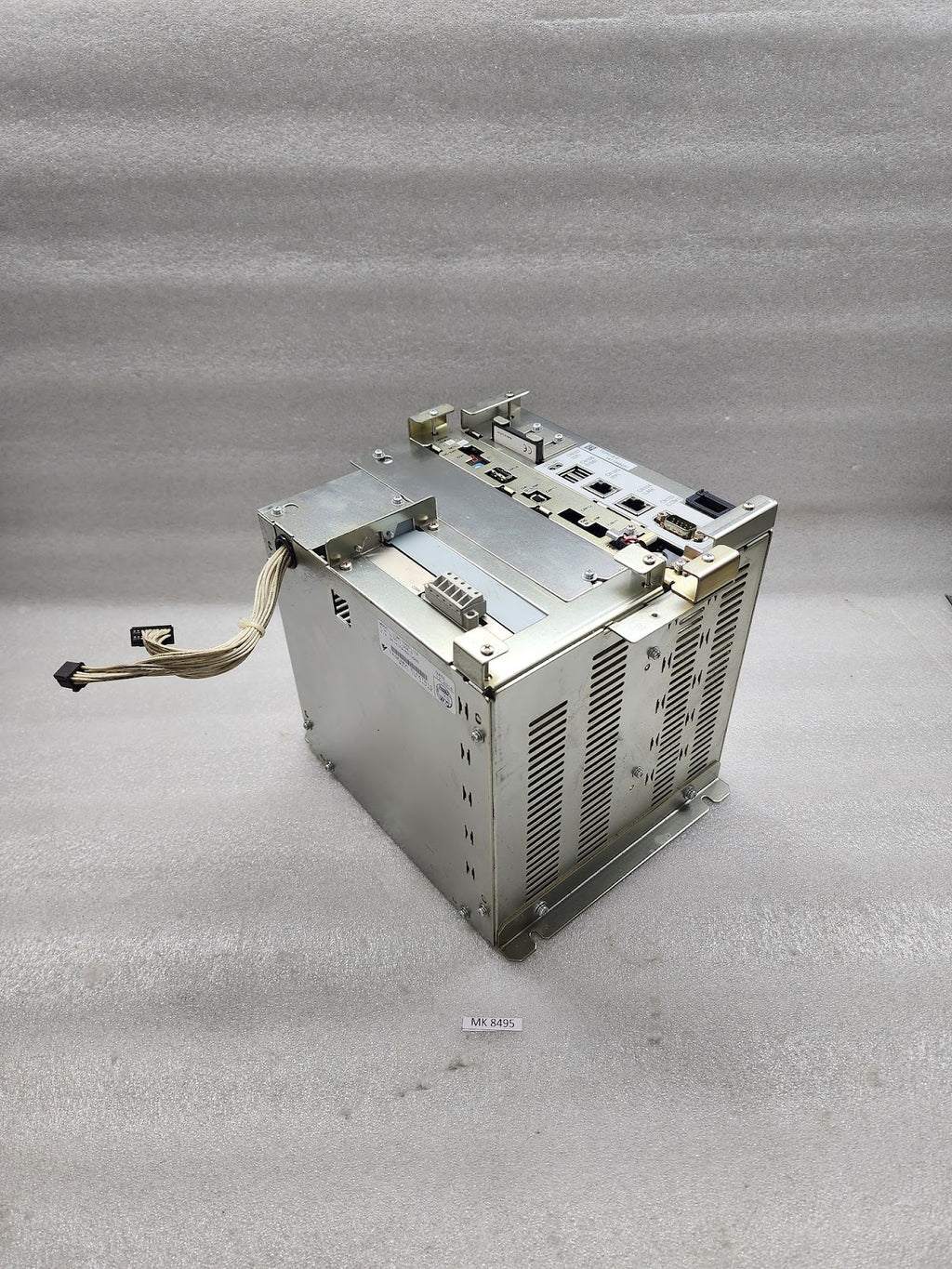 YASKAWA JZNC-YRK51-1E ROBOT CPU SERVO DRIVE R15517-306-5