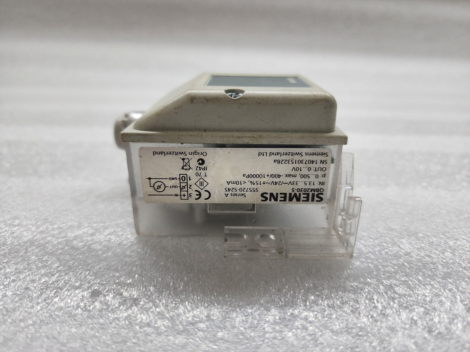 SIEMENS QBM2030-5 DIFFERENTIAL PRESSURE SENSOR