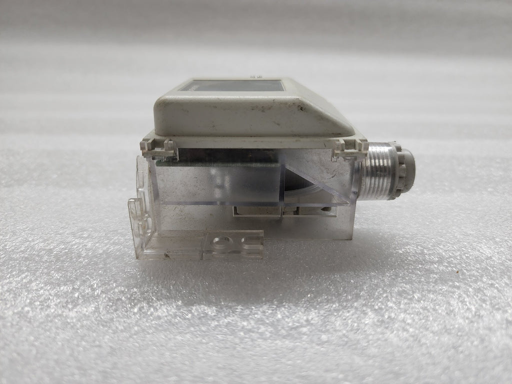 SIEMENS QBM2030-30  DIFFERENTIAL PRESSURE SENSOR