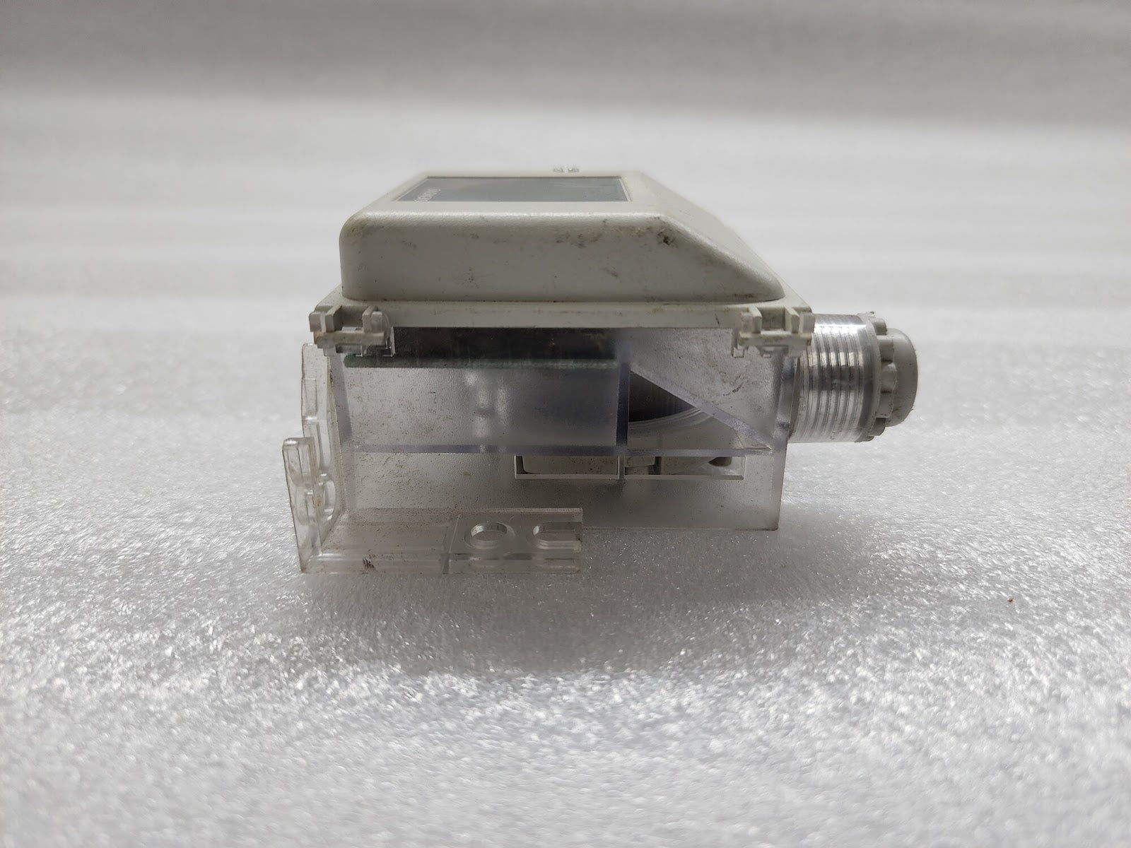SIEMENS QBM2030-30  DIFFERENTIAL PRESSURE SENSOR