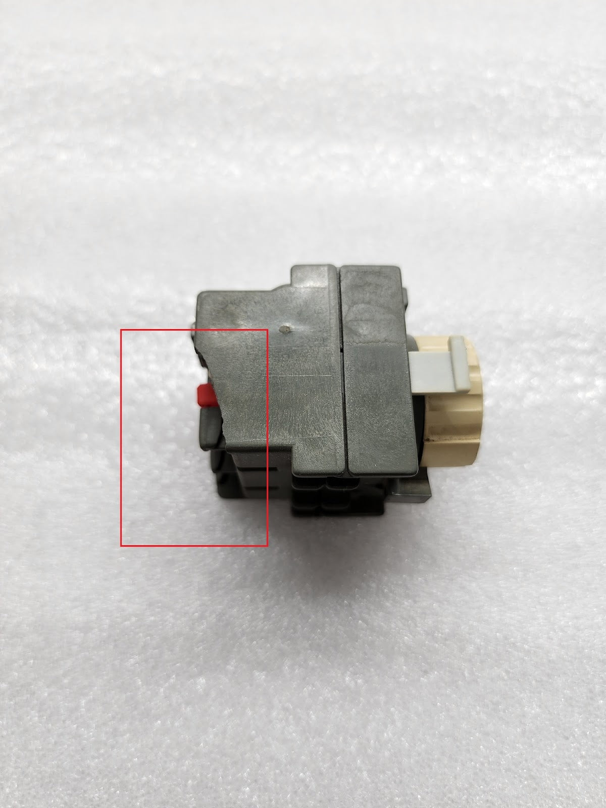ABB TP 40IA OFF DELAY TIMER 1SBN020301R1000 NEW BUT PLASTIC PART IS BROKEN