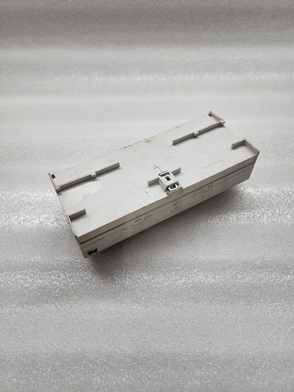 ABB SA/S 12.10.2.1 SWITCH ACTUATOR 2CDG110158R0011