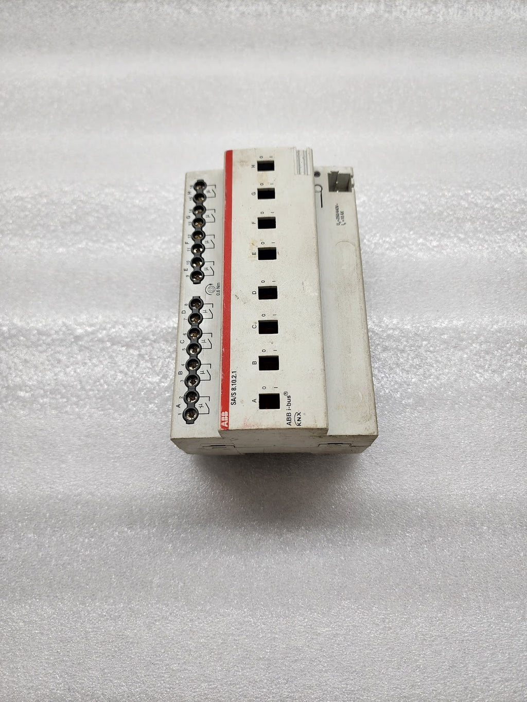 ABB SA/S 8.10.2.1 SWITCH ACTUATOR 2CDG110157R0011