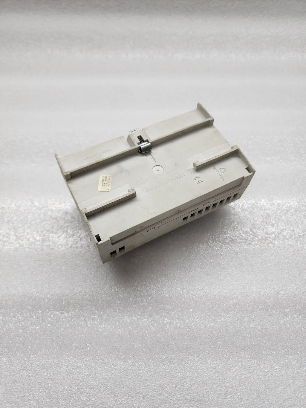 ABB UD/S 4.210.2 UNIVERSAL DIMMING ACTUATOR 6197/12-101-500