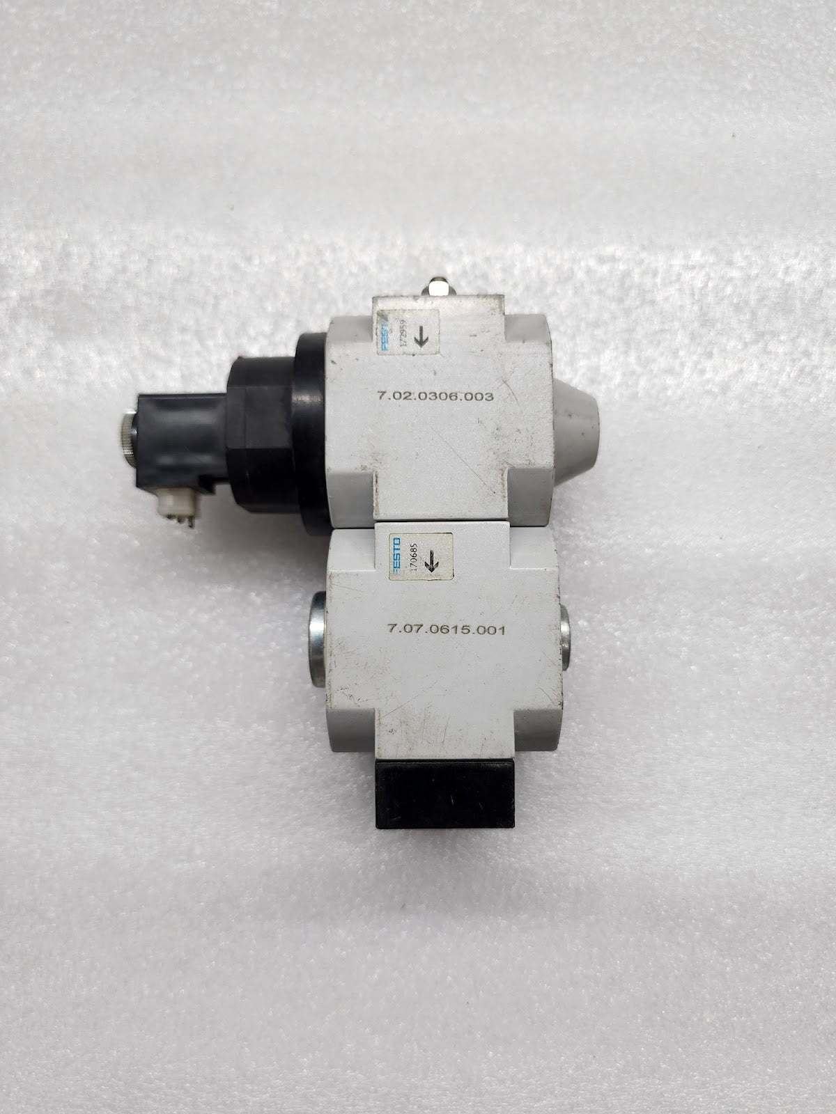 FESTO MIDI-24 C643 172959 PNEUMATIC VALVE DRM-D-MIDI C543 170685