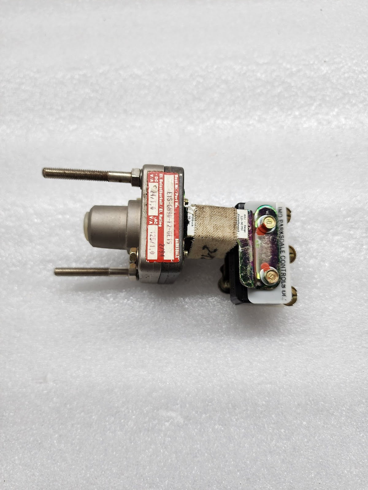 BARKSDALE E1S-G890-F2-GE19 PRESSURE SWITCH 24VDC/125VAC 3-90PSI