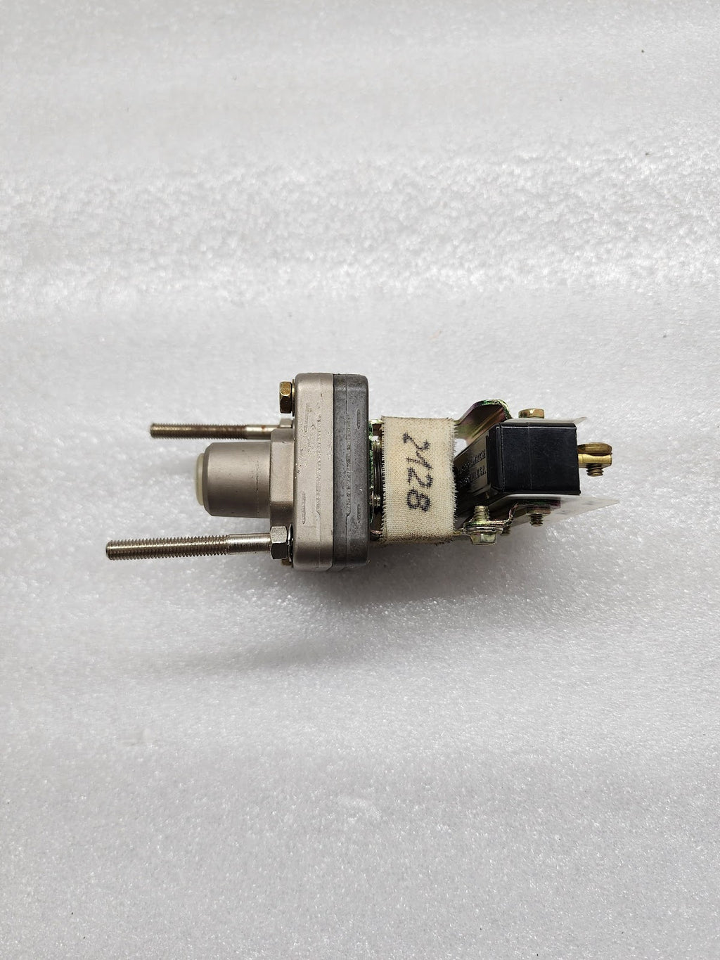BARKSDALE E1S-G890-F2-GE19 PRESSURE SWITCH 24VDC/125VAC 3-90PSI