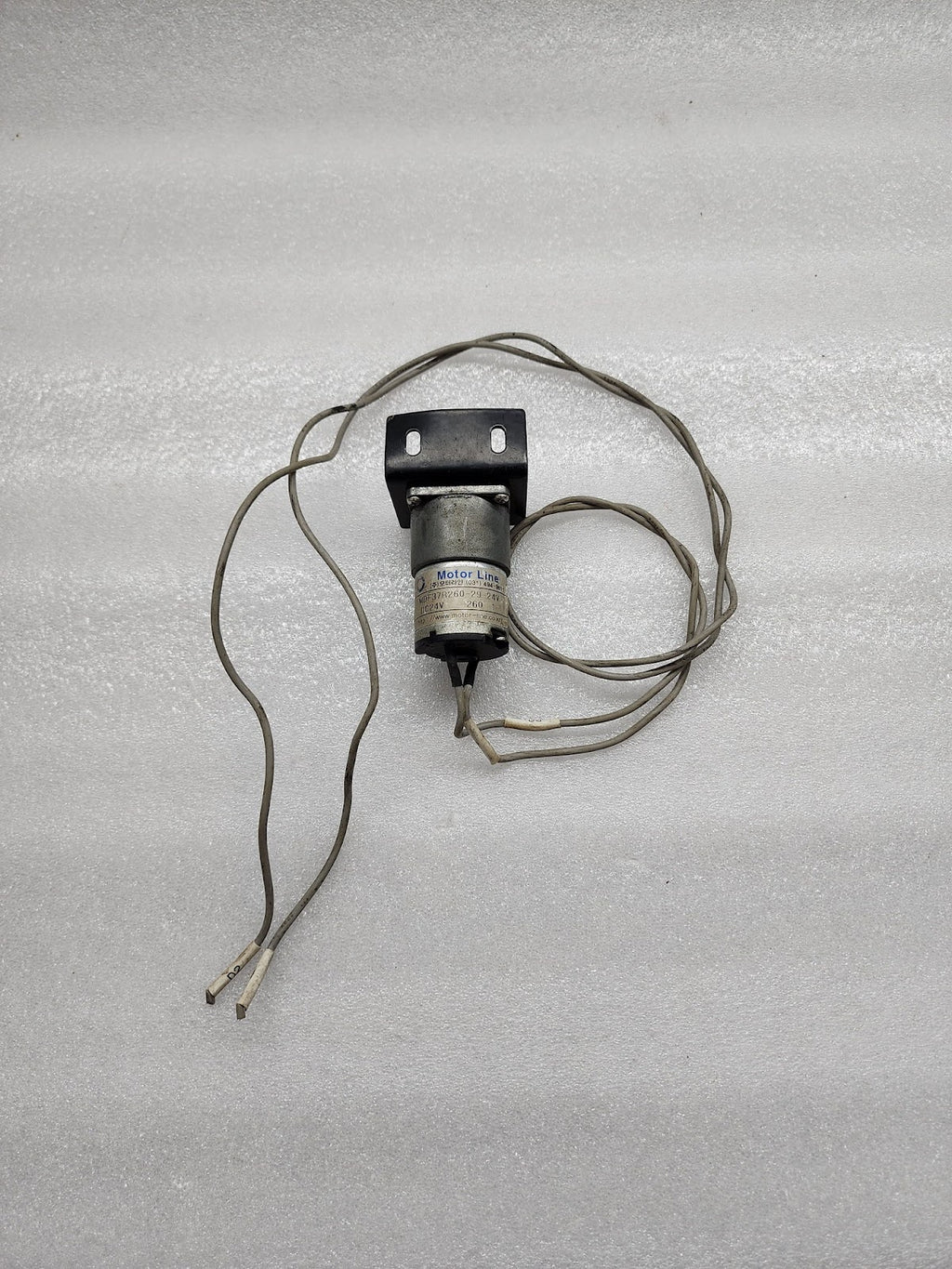MOTOR LINE MDF37R260-29-24V 24VDC